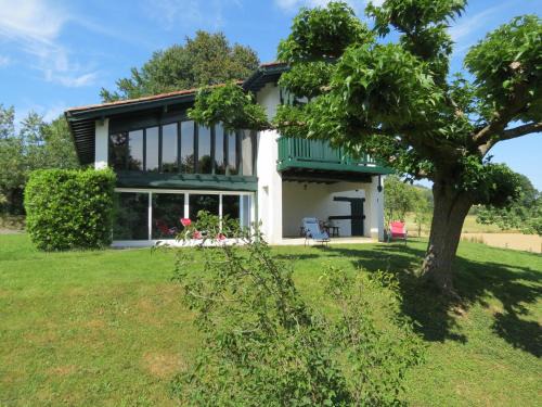 Saint-Pee-sur-Nivelle House | Maison typique Basque en pleine campagne