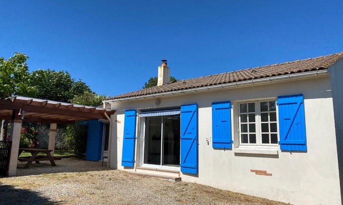 Avrille House | Maison Vendéenne à 10 min de la mer