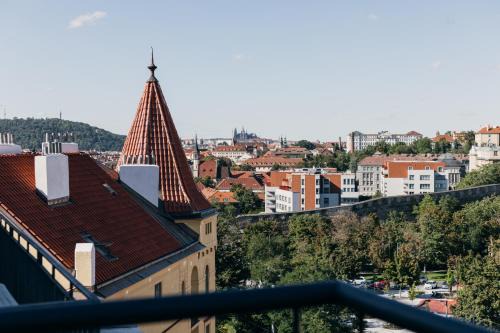 Vysehrad Apartment | Maisonette with terrace and view of Prague Castle