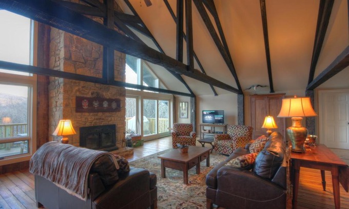 Beech Mountain House | Majestic Mountain Haus