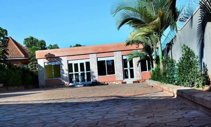 Kampala Hotel | Mak Cottages