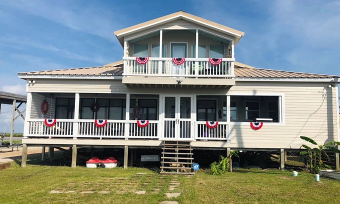 Chauvin House | Make some memories at this unique, family-friendly, waterfront fishing paradise!