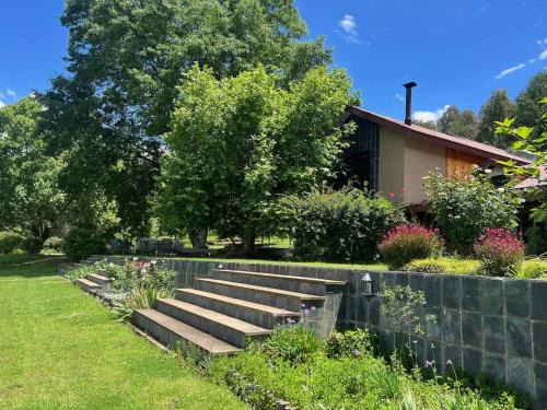 Kwa Sani House | Malachite Manor