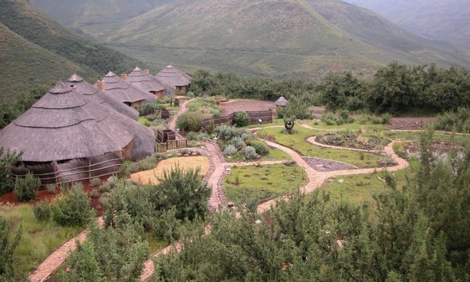 Butha Buthe Cabin | Maliba Lodge Mountain Chalet Twin