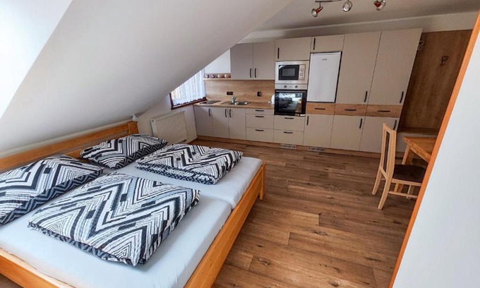 Lisov Hotel | Malostranská restaurace