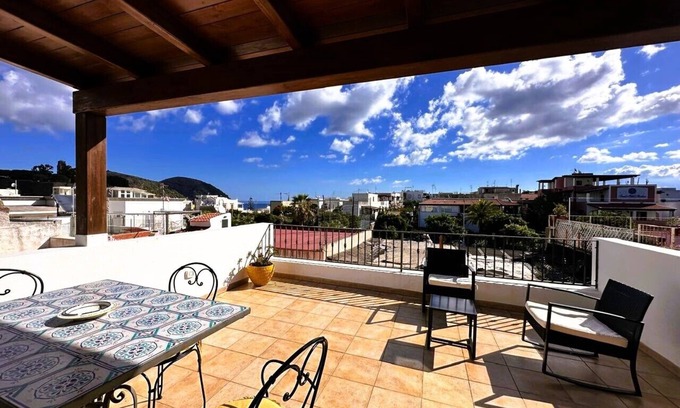 Lipari Historic Centre House | Malvasia 70: Charming, self-catering accommodation in Lipari!