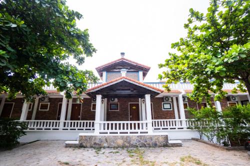 Bo Trach Hotel | Man Hotel Quảng Bình