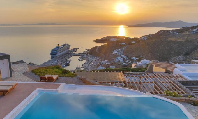 Tourlos Apartment | Manolia View Mykonos