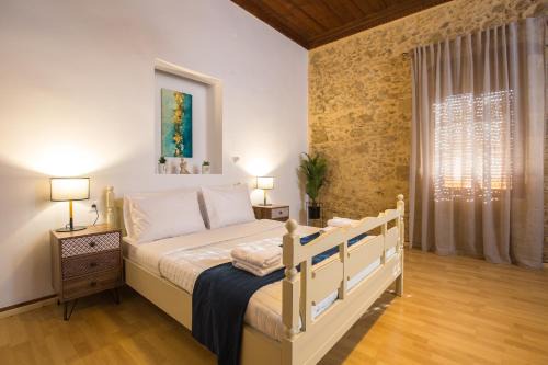 Latziana Villa | Manolis Stone House Villa