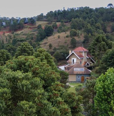 Jardim Europa House | Mansão Olhos Verdes - Luxuosa - com Hidro e Piscina aquecida