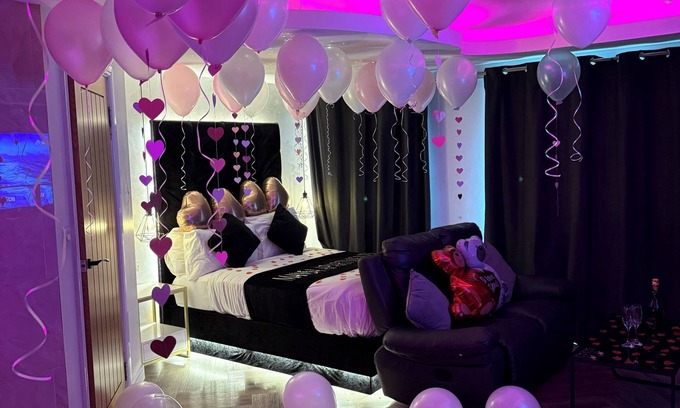 Bradford Apartment | MANSA LUXURY JACUZZI APARTMENTS