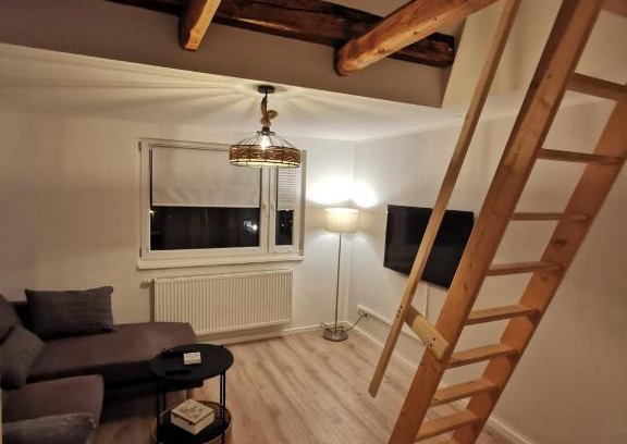 Heppens Apartment | Mansarde Ferienwohnung - Modern - Zentral - PayTV