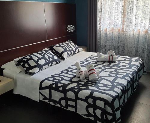 Cosenza Apartment | Manu's Guest Suite