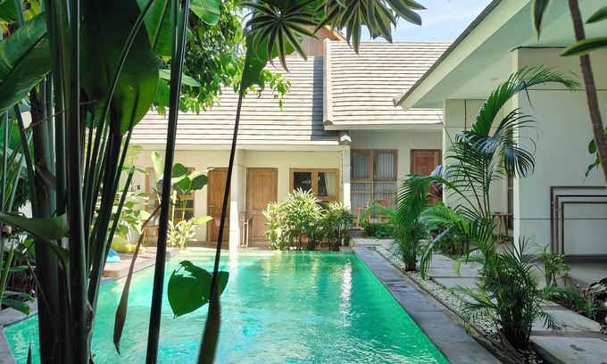 Bukit Bed & Breakfast | Manuver Surf and Stay Uluwatu Bali