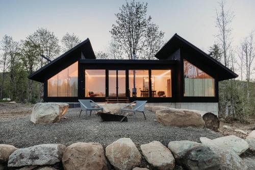 Maple Falls House | Maple Falls Cabin #58 - Wi-Fi - Pets Ok - Views - Vc