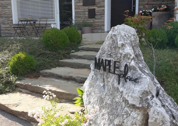 Pivka Apartment | MAPLE place