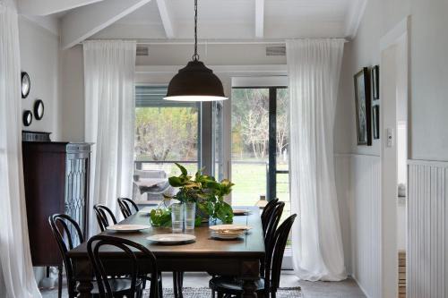 Muskvale House | Maple Tree House- tranquil retreat