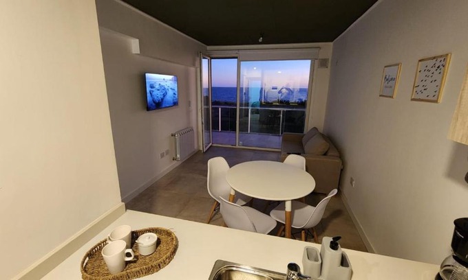 Pampas Apartment | MAR 8- Torre del Este