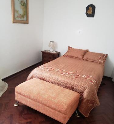 Jose Olaya House | Mar y Luna