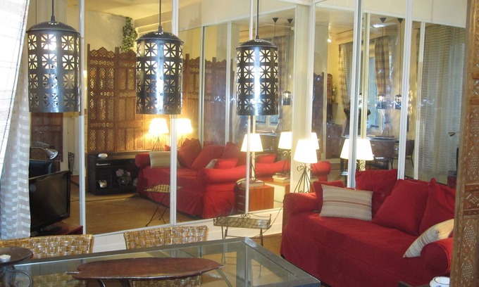 Saint-Gervais Apartment | MARAIS STUDIO MINUTES WALK TO NOTRE DAME. FREE WIFI. ELEVATOR