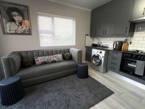 Flamingo Vlei Apartment | Marbella - Cozy studio in Heart of Table View