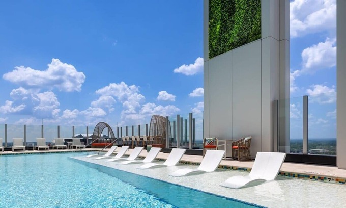 Downtown Atlanta Condo | Margaritaville Vacation Club Atlanta | King Studio