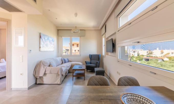 Agkisaras Apartment | Marigold Seaside B2