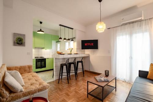 Kypseli Apartment | Marilora's House. Charming Urban Retreat