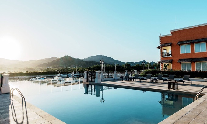 Playa Flamingo Hotel | Marina Flamingo