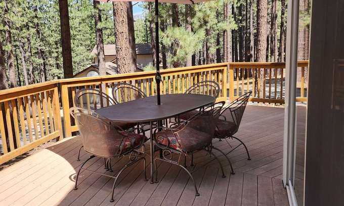 Markleeville House | Markleeville with a Hunting Lodge Feel!