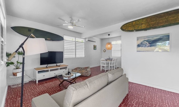 Maleza Baja House | Marley & Enzo’s Surf Shack
