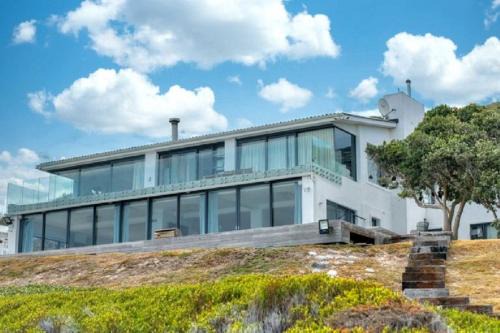 L'Agulhas Villa | Marlin Manor
