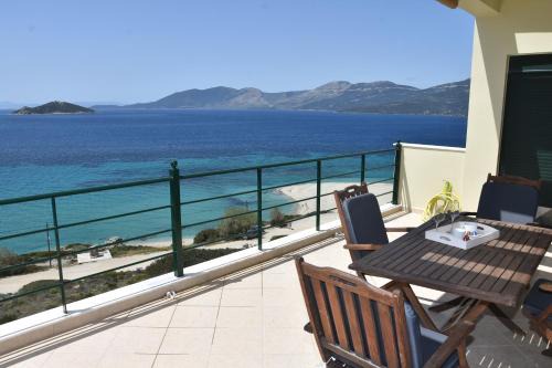 Karystos House | Marmari MEGALI AMMOS MAISONETTE