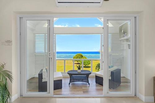 St.Bran's Burg Apartment | Marriott SeaCastles F32, Montego Bay
