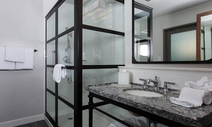 Civic Core House | Marriotts Pulse San Diego - Studio