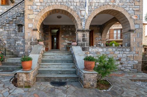 Kardamyli House | Mary stone house