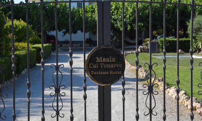 San Martin Sarroca House | Masia Cal Tonarro