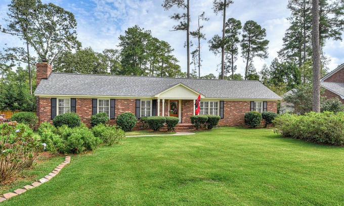 Augusta House | Masters 2026 housing in Augusta. Traditional comfort with modern function.