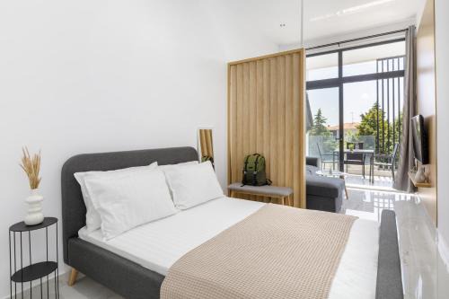 Kallithea Apartment | Matej