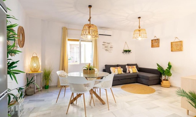 Capuchinos Apartment | MATHEW COZY APARTMENT
