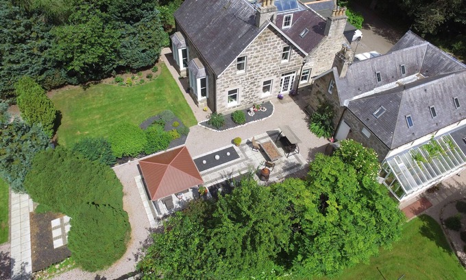 Old Deer Cottage | MAVISBANK, pet friendly, character holiday cottage in Mintlaw