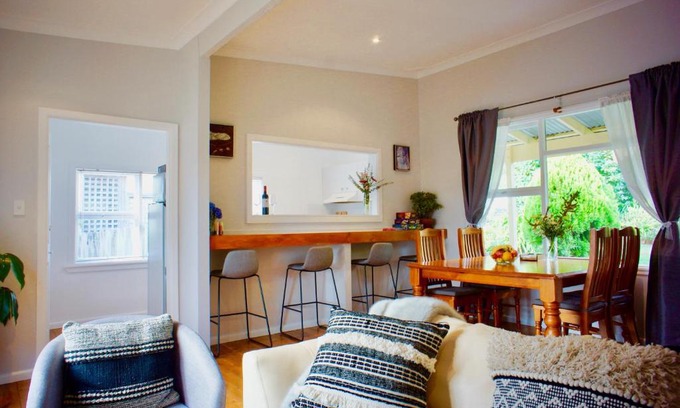 Katoomba House | Mayview