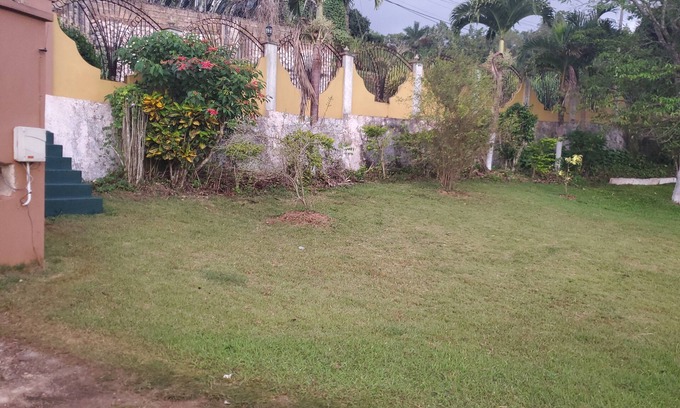 Mandeville Apartment | Mckay's Private Appartment