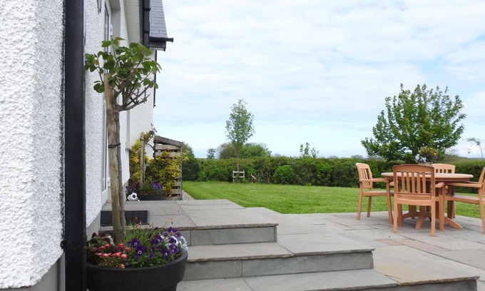 Bushmills House | Meadow Cottage