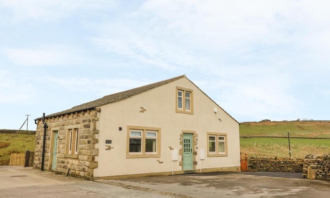 Cowling House | Meadow Cottage