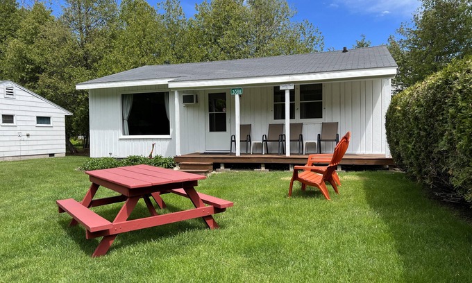 Ephraim Cottage | Meadowview II @Ephraim Beach on Ephraim Village Cottages Resort