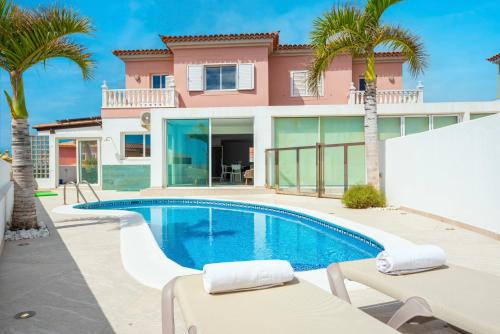 Arenas del Mar House | MEDANO4YOU Casa Rosa 2