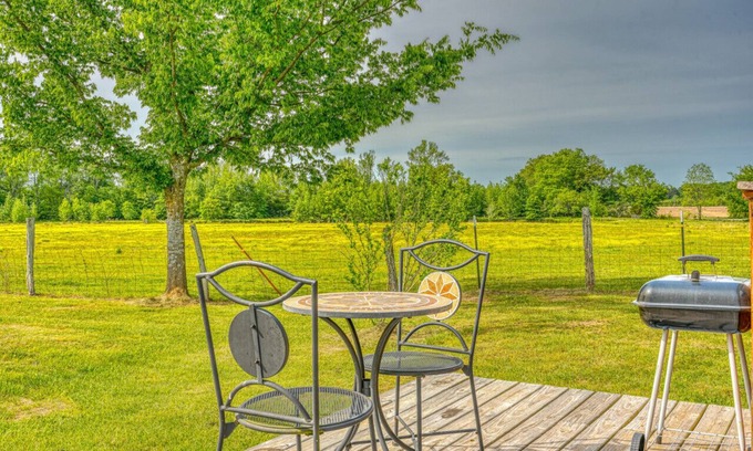 Rogersville House | Megan's Lodge - Peaceful Acres