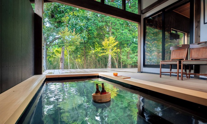 Aso Villa | Meihodo Geihinkan｜In the deep forest surrounded by the mountains of Aso