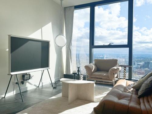 Melbourne Central Business District Apartment | Mel Stylish living